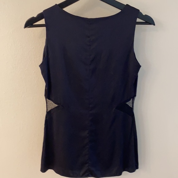 Black silk dressy top - Picture 4 of 4